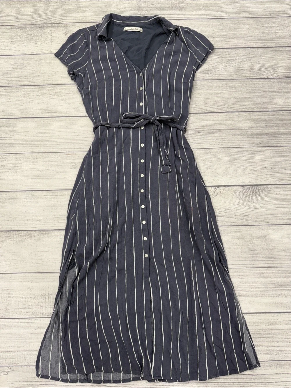 Abercrombie & Fitch Gray Striped Button Front Midi Dress XS